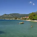Delfini 招待所 3*