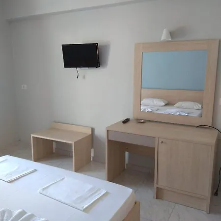 Guest house Delfini 2*