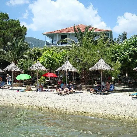 Pensionat Delfini 3*